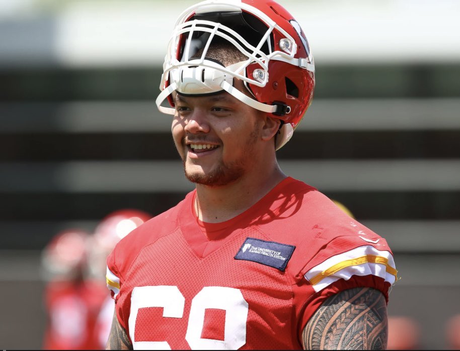 Cglaser17's tweet photo. Officially a Chief #ChiefsKingdom https://t.co/Gvm6McGhhF