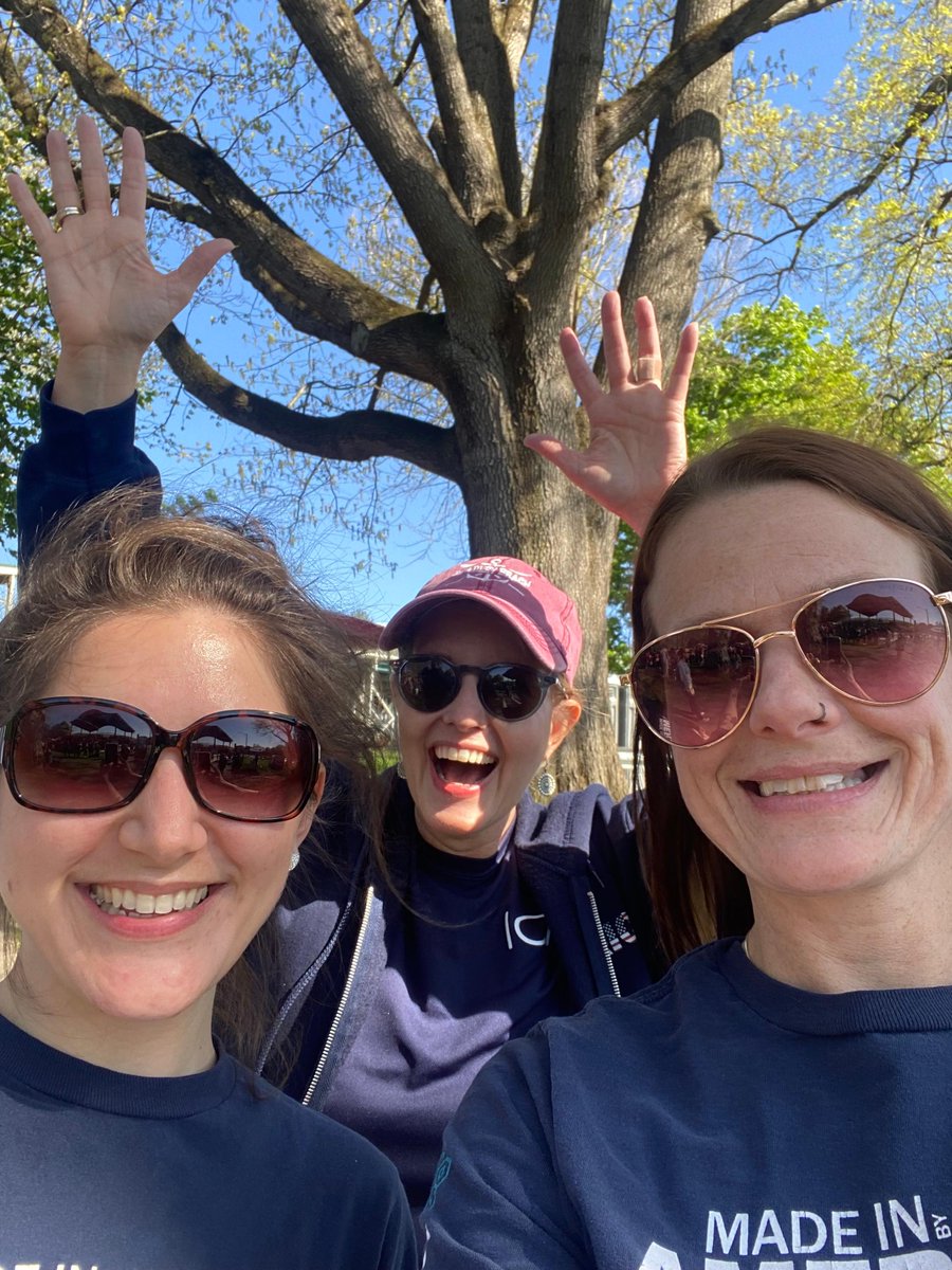 InsulationCorp's tweet photo. Our Fab Foam Four had a blast at Habitat Lehigh Valley's She Nailed It event yesterday! We love supporting such a wonderful cause! 🔨💪😄

#shenailedit #habitatforhumanity https://t.co/mCGrwbEOpS