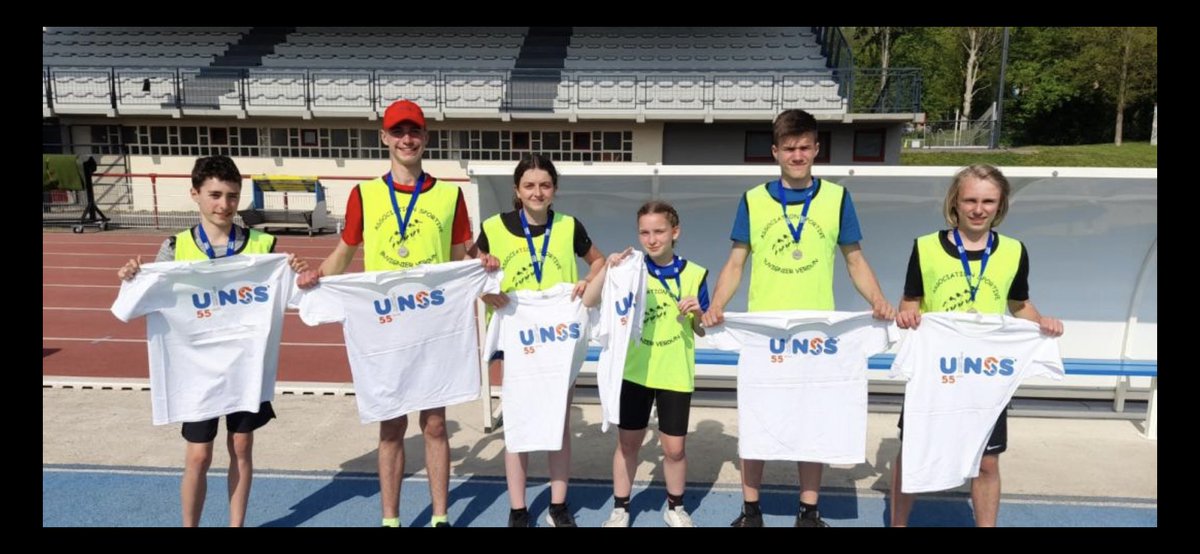 Bravo à l’équipe Minime du collège Buvignier qui a terminé 2eme au championnat de Meuse d’athlétisme ! Le collège est très heureux et en soutien à ses sportifs qui sont qualifiés pour les championnats académiques !