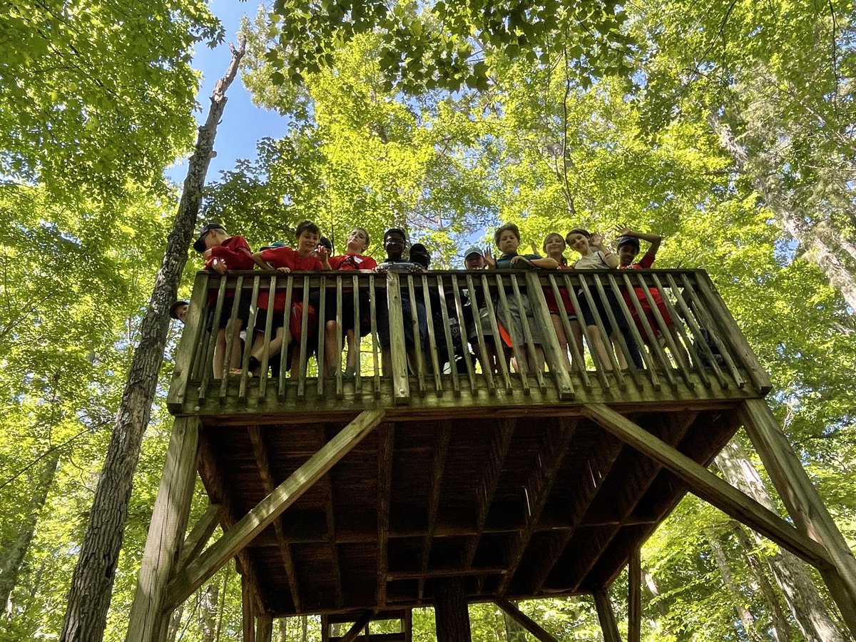pdslmartin's tweet photo. Journaling in the trees! #pdschargers https://t.co/NPFuanNLtn