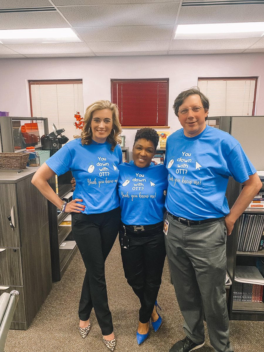 Marie Russ Smith tweet media