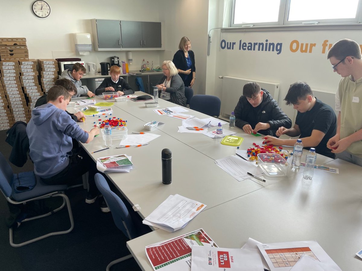 LETS GO Fife Day 1 👏Great to have @BBCommunityteam, @PrincesTrustSco, <a href="/fifecollege/">Fife College</a>, <a href="/StreetLeagueUK/">Street League</a> and <a href="/BritishArmy/">British Army 🇬🇧</a> in today to deliver workshops with our young people. Lessons given on working under pressure, communication, cooking on a budget and more! #LETSGOFife