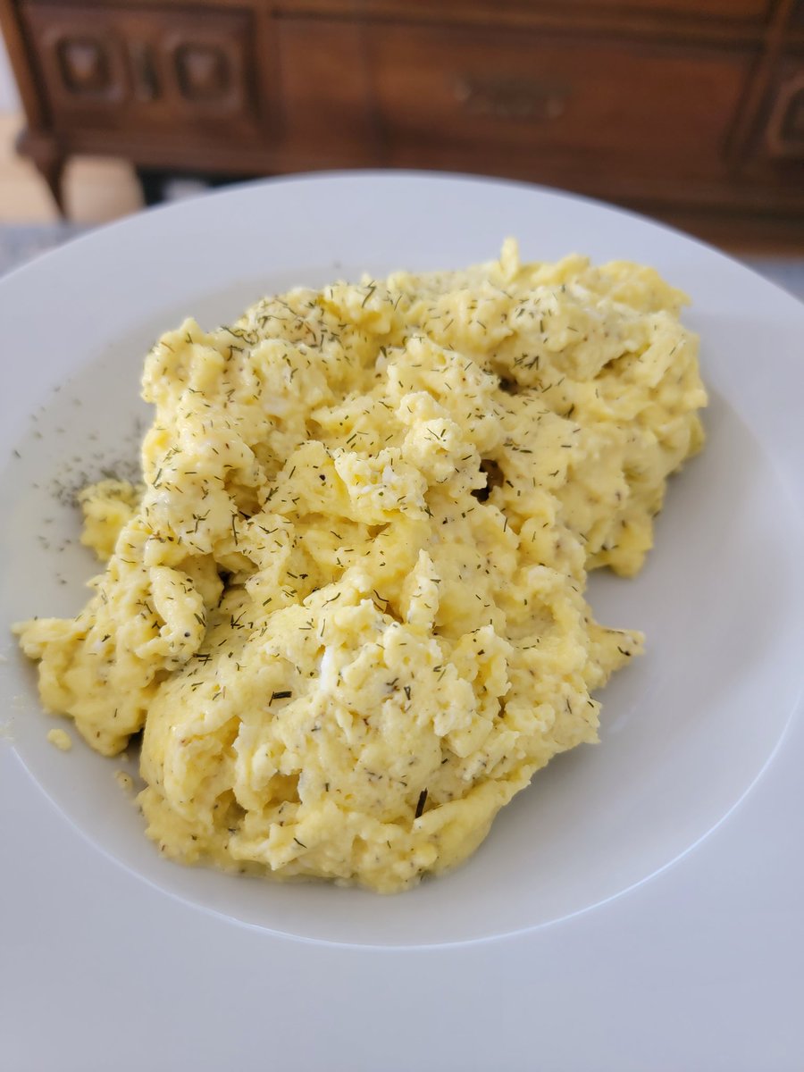 Gordon Ramsay's Scrambled Eggs are amazing https://t.co/pYVRyIDl6S
