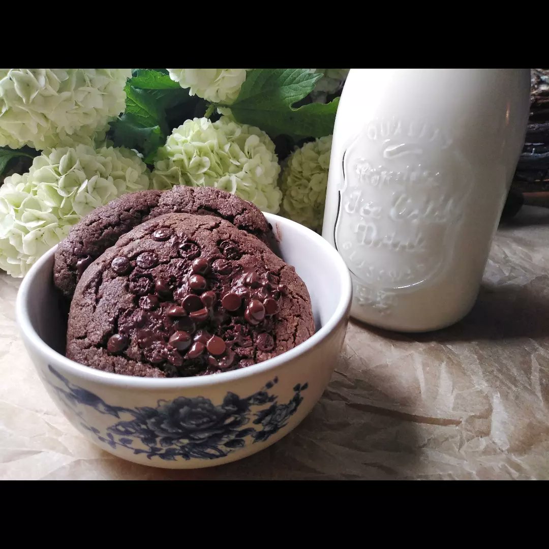 Sandrailiceva1's tweet photo. Cookies sa mlevenim lešnikom i čokoladnim kapljicama 🍪🍪🍪  #poslastice #izmojekuhinje #sandraskitchen 🍪🍪🍪 https://t.co/ZPk7pNevjj