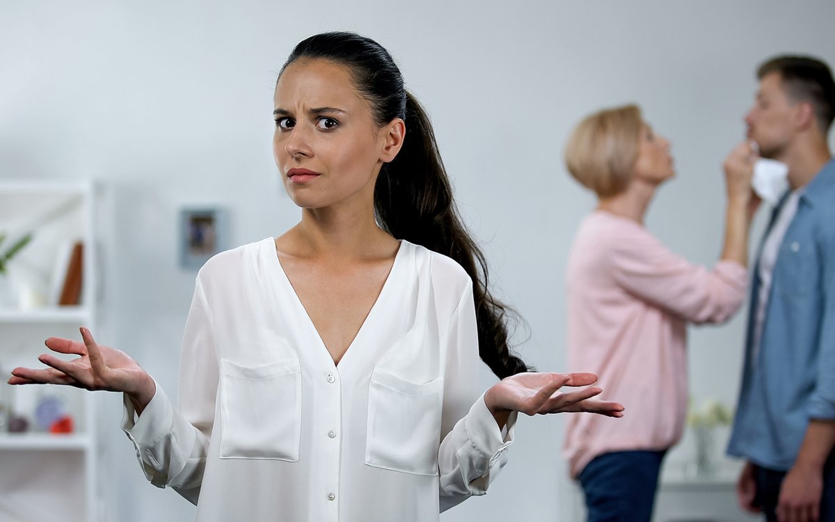 buzzzmagazine's tweet photo. Ways Men can Ease The Tension Between Their Wife and Mother

Read Now: https://t.co/htYKhaWrJ1 https://t.co/QWWfixPbZs