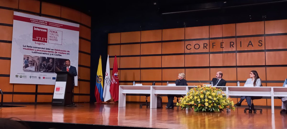 FAO_Colombia's tweet photo. "La sostenibilidad es un pilar fundamental en la generación de un cambio en el sector de la #MaderaLegal": #Fedemaderas en evento de inauguración de #interzumbogota
No te lo pierdas del 10 al 13 de mayo en Corferias https://t.co/M8R9RSOvV7