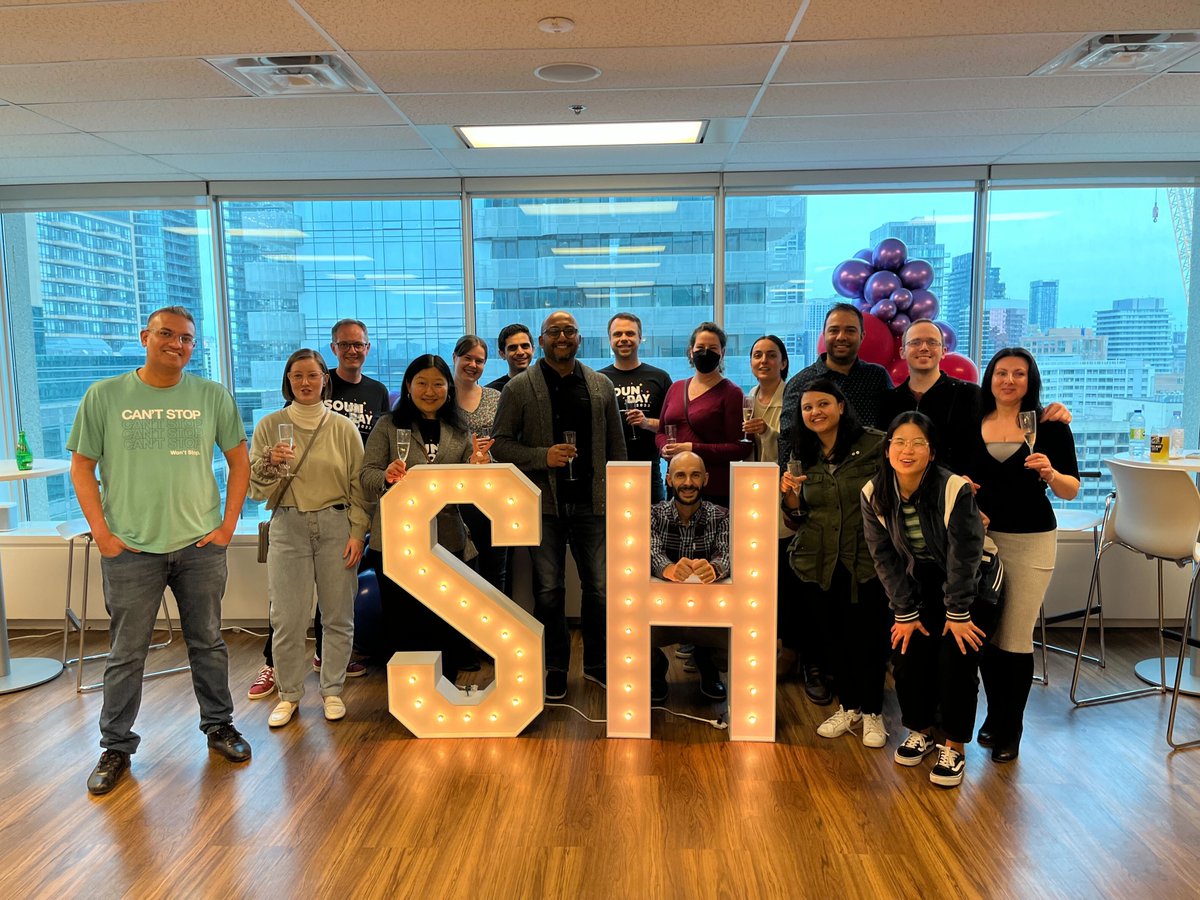SoundHound's tweet photo. We are kicking off going public in style! #TeamSoundHound celebrated with good food, friends, and fun at the Santa Clara, Toronto, and Boulder Celebratory Happy Hours. Check out photos from the event → 

#SOUN https://t.co/aYGhHPbdVP