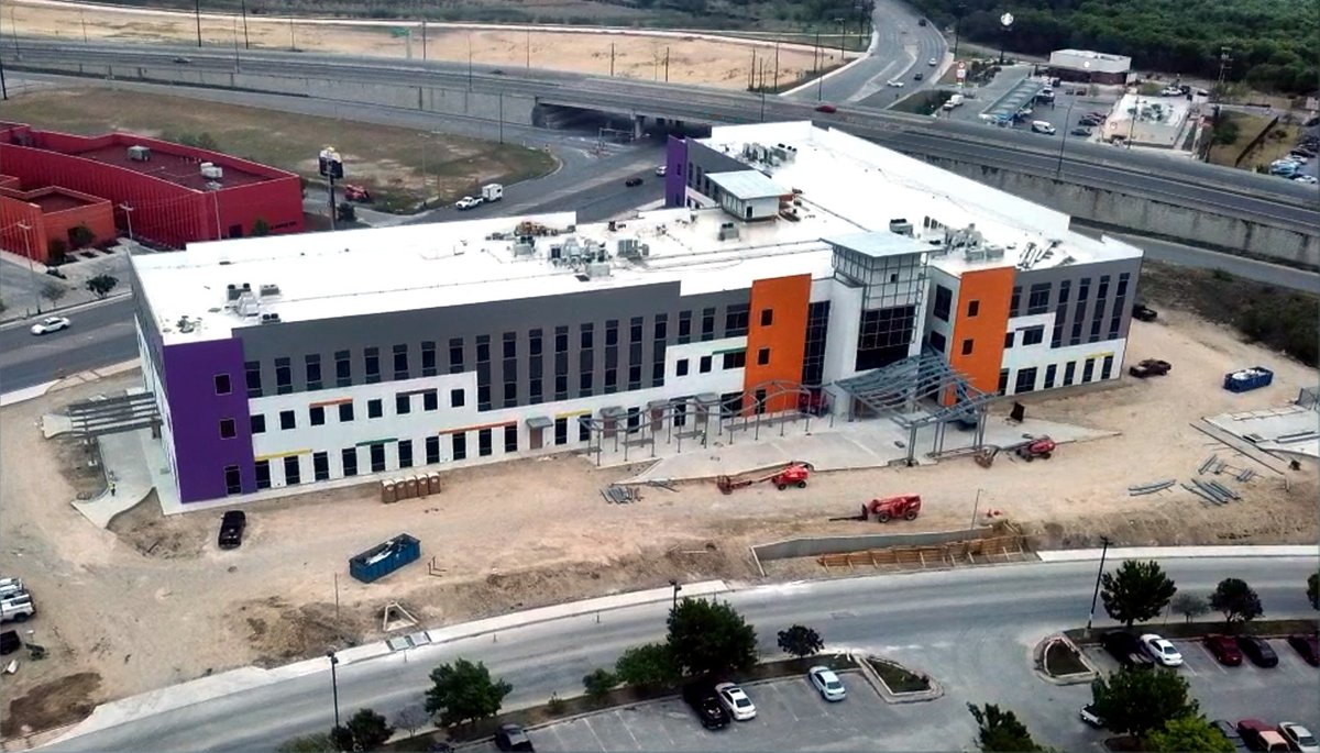 MetroBuilt's tweet photo. A wonderful birds-eye view of the new Multi-Assistance Center at Morgan’s Wonderland. A prime example of METRO’s quality and consistency. #TheMAC #BuildingSomethingBetter #METROBuilt #MorgansWonderland #SAConstruction https://t.co/z19hPmLlW4