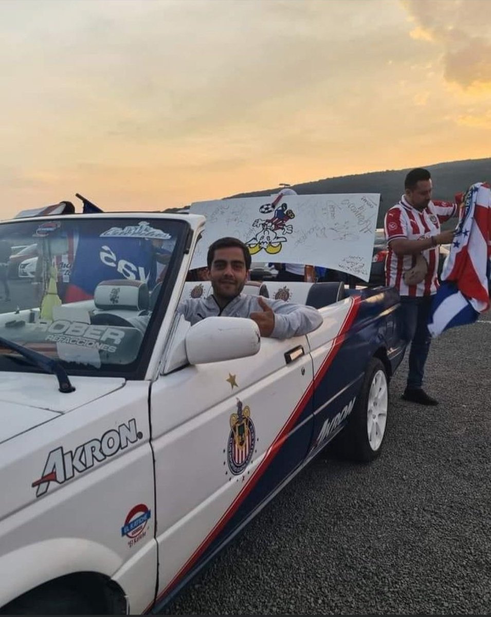 MadRaiderCR's tweet photo. 🚨GIVEAWAY ROJIBLANCO🚨

¡GANA UN PASE DOBLE PARA EL @Chivas vs #Atlas!
 
1⃣ Sigue a @calientesports y a mi 
2⃣ Dale 🔁 y ❤️
3️⃣ Comenta este tuit con el hashtag #MásAcciónMásDiversión

¡Se rifa UN pase doble! 📲 https://t.co/QazRjIAknI
