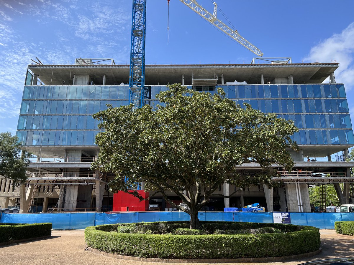 Renu Khator tweet media