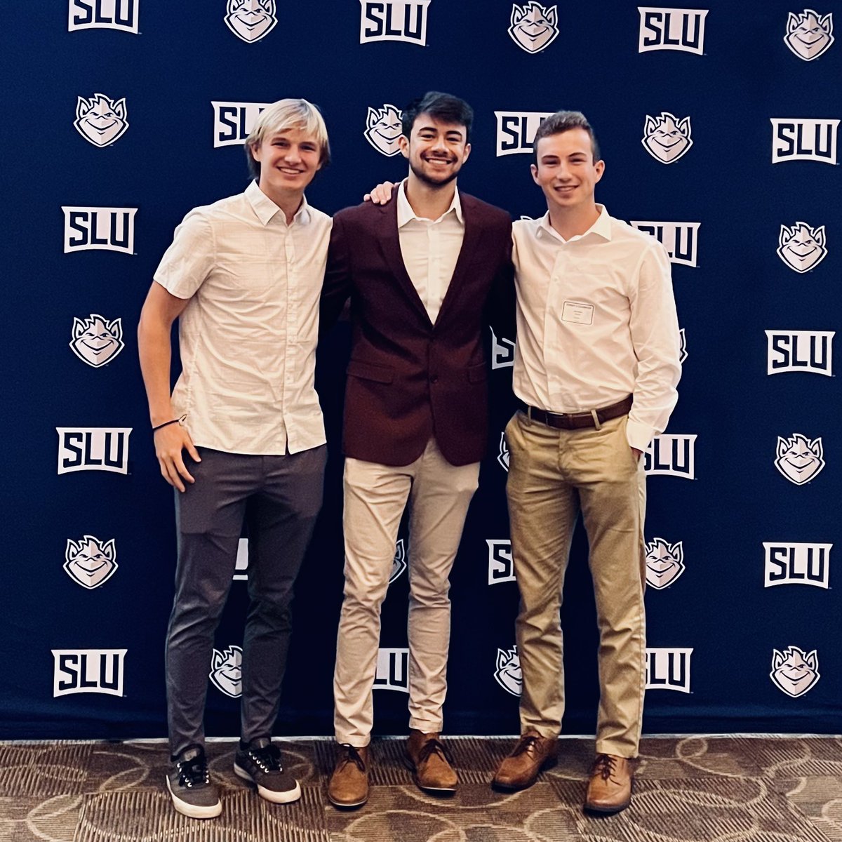 SLUMensSoccer's tweet photo. Congratulations to Dylan Olson, @XianBuendia and @jackmika00 on getting straight A’s! #CommitmentToExcellence #BeBold #BeBlue 🔵 https://t.co/ugWxwVCPEB