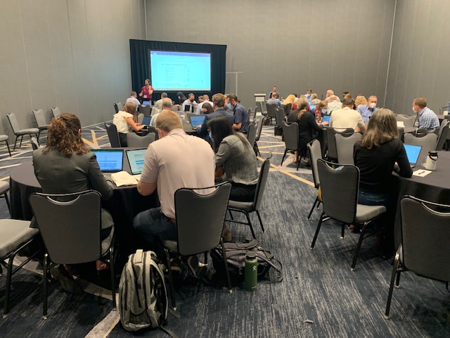 pracgreenhealth's tweet photo. “You can’t manage what you don’t measure.”

Hospitals calculate their greenhouse gas #Emissions to identify opportunities for #ClimateAction at a hands-on #CleanMed2022 workshop.📉

Learn how to access the Climate Impact Checkup tool: https://t.co/BfZmRlArP7 https://t.co/BTw2eg1BDC