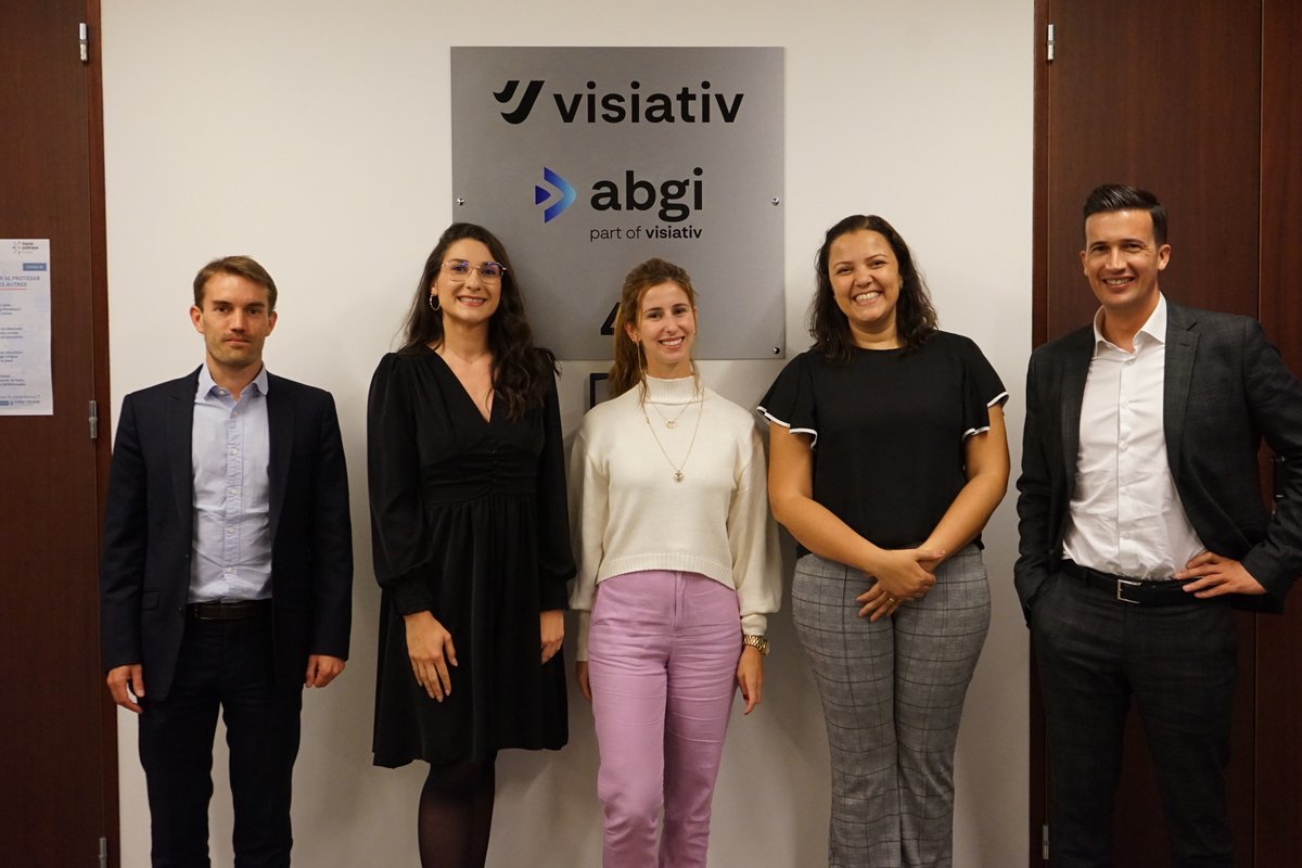 ABGIfrance's tweet photo. #SharingIsGrowing 
La semaine dernière, @ABGIfrance a accueilli Marina Gattás Garcia et Flávia Paixão, consultantes en #innovation chez ABGI Brasil.  
L’occasion pour les équipes françaises et brésiliennes d’échanger sur leurs missions #internationales. https://t.co/kKc87wIghD