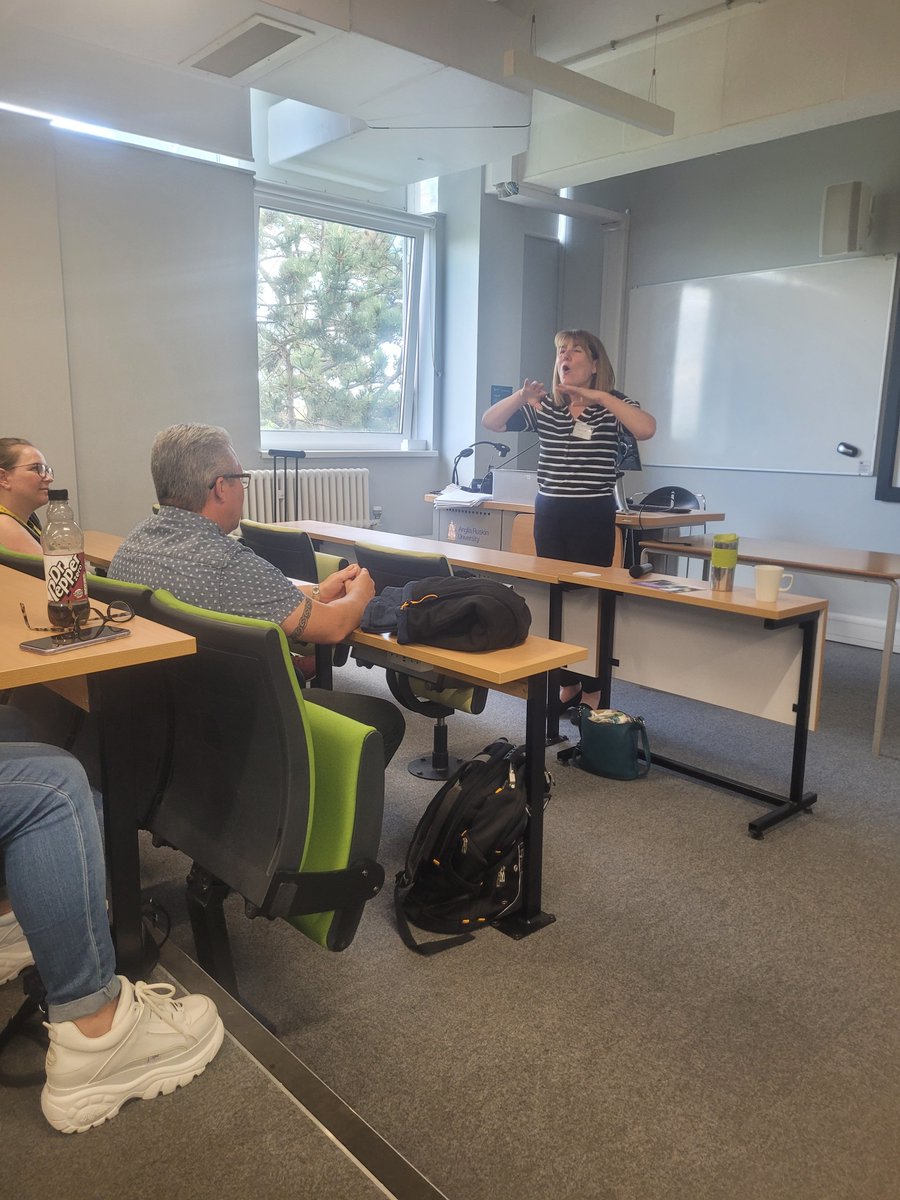 RajasingamSaima's tweet photo. Wrapped up the final session of the day with Liz from @DeafblindUK running an interactive workshop on #dualsensory impairment, support, signposting and innovation https://t.co/2WhMKYTWf3