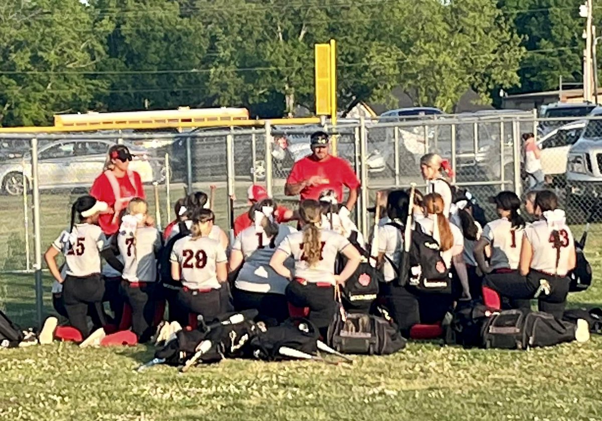 LexHS_softball's tweet photo. In game 1 of District Tourn Monday night we came out with a 5-3 win over Chester Co. We will play McNairy Lady Bobcats tonight at 7pm at Hardin Co. Make plans to come support your Lady Tigers! 🥎🐾❤️ #GBR https://t.co/3Wp6SXzjLN