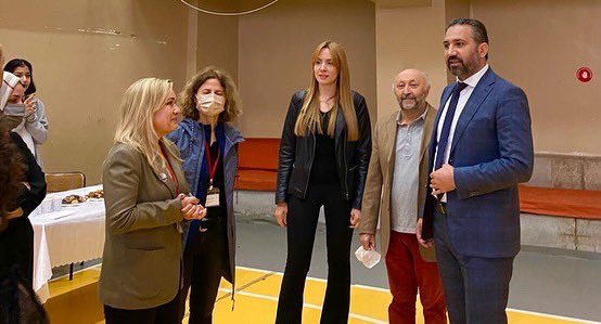 sislimem's tweet photo. Şişli Hamidiye Etfal MTAL TÜBİTAK 4006 Bilim Fuarı açılış törenine Şube Müdürümüz Sn. Soner Polat, idareci, öğretmen ve öğrencilerimiz katıldılar. Serginin hazırlanmasında emeği geçen herkese teşekkür ederiz. 

@tcmeb 
@istanbulilmem 
@sevgiyucell 
@sonerpolat36 https://t.co/kAkLapUXIK