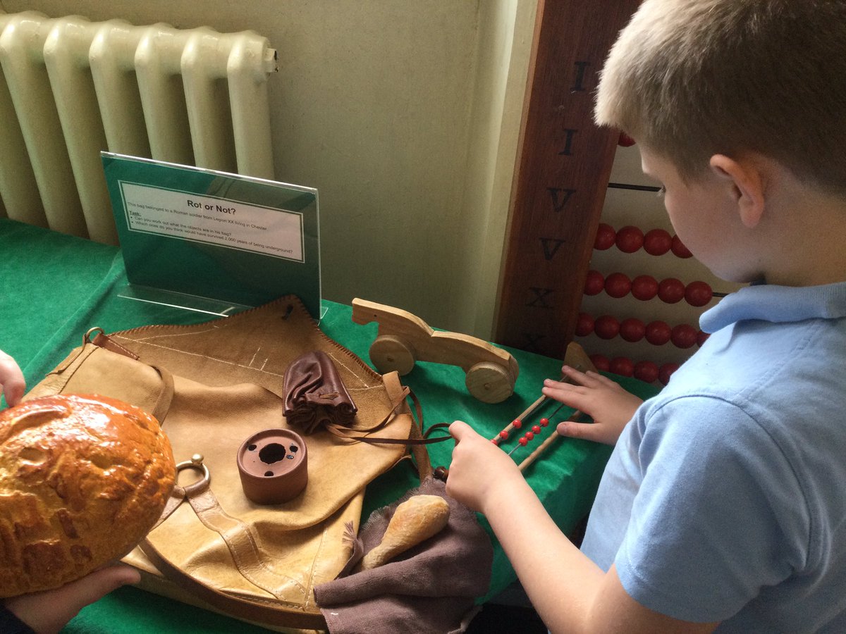 Year1Discovery's tweet photo. We had an amazing time at the Grosvenor Museum in Chester, learning all about the impact of the Romans on this fortress city! A huge thank you to @cwacmuseums for such an informative day, and thank you @RomanTours for teaching us some formidable Roman tactics. #discovering https://t.co/2FADbIiXrD