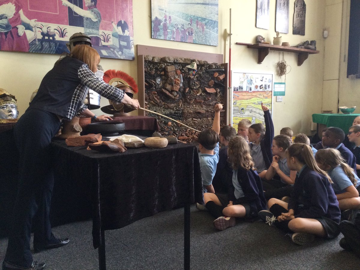 Year1Discovery's tweet photo. We had an amazing time at the Grosvenor Museum in Chester, learning all about the impact of the Romans on this fortress city! A huge thank you to @cwacmuseums for such an informative day, and thank you @RomanTours for teaching us some formidable Roman tactics. #discovering https://t.co/2FADbIiXrD