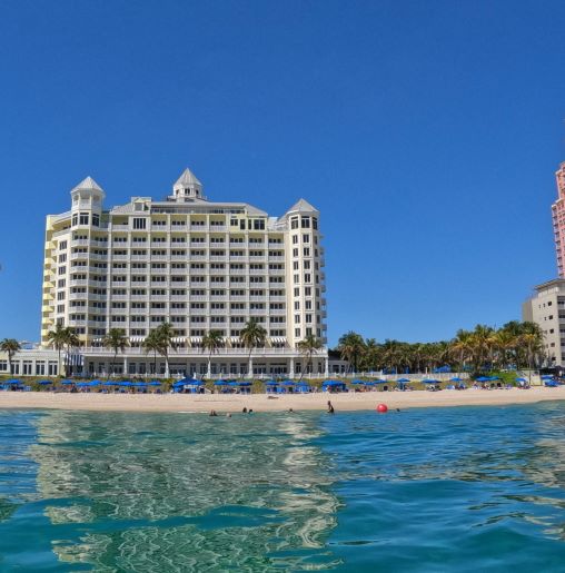 We’ve got a picture-perfect backdrop for memories to be made. Join us for a grand getaway on Fort Lauderdale beach.

#pelicangrandbeachresort #tropicaldistancing #familyfriendly #vacation #staycation #floridalife #fortlauderdalebeach #visitlauderdale #noblehousehotels
