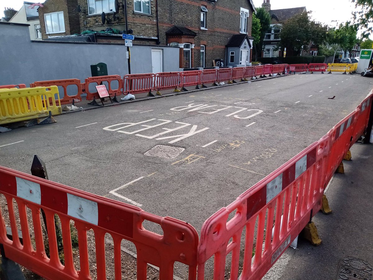 Labourstone's tweet photo. Excited to see works about to commence on the #LimeLink in #FerndaleRdE11 #BLEN public realm works incl. #RainGarden more #Trees #PermeableSurfacing! Its Project 7 on the attached. @CannHallCllr @WeSupportWFMH @willnorman @sabrodrigues61 https://t.co/9DuGcJCHXb