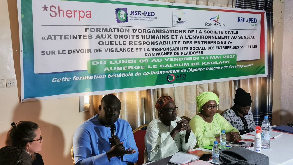 Asso_Sherpa's tweet photo. Cette semaine, 15 organisations sont réunies à Kaolack au Sénégal 🇸🇳 dans le cadre du #ProjetVigilance pour la formation : "Atteintes aux droits humains et à l'environnement au Sénégal : quelle responsabilité des entreprises ?".
En savoir plus le projet➡️https://t.co/Ucdtwl3pGN https://t.co/Y5mfycpDrh