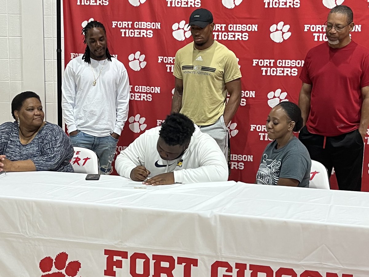 FG_TigerFB's tweet photo. Congratulations @Mdjj_15 on signing to further your academic and football career at @TxWesFootball #MikeMike https://t.co/RsqvvzfuB3