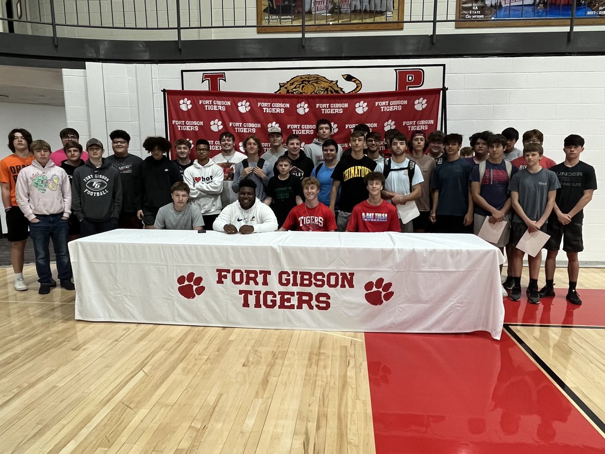 FG_TigerFB's tweet photo. Congratulations @Mdjj_15 on signing to further your academic and football career at @TxWesFootball #MikeMike https://t.co/RsqvvzfuB3