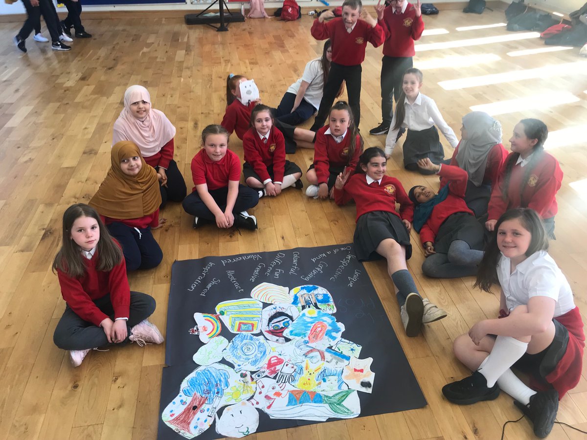 LoretoSPCrumlin's tweet photo. After school Art Club started today for some pupils from 3rd & 4th classes πΌ π¨ #creativity #collaboration #artists #colourexploration https://t.co/t5X5xqbNZM