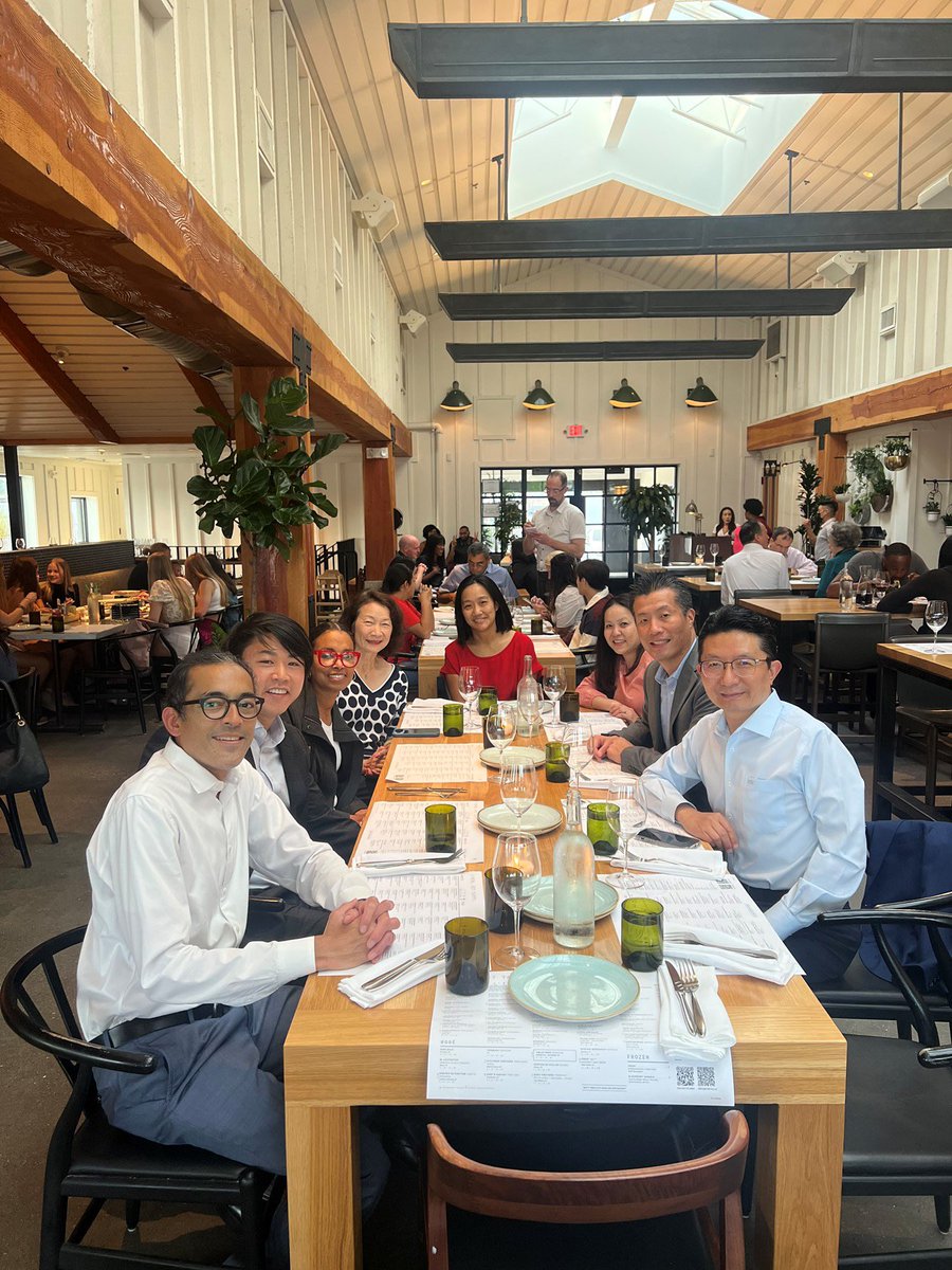 PercyLeeMD's tweet photo. It is with profound sadness and a heavy heart that I inform you that Dr. Garvin Davis’ wife, Dr. Mendy Jeter, passed away last Thursday morning. Dr. Jeter was an irreplaceable member of the thoracic radiation oncology family @MDAndersonNews for over 20 years. @ACKoongMDPhD https://t.co/QrxjnTcABx