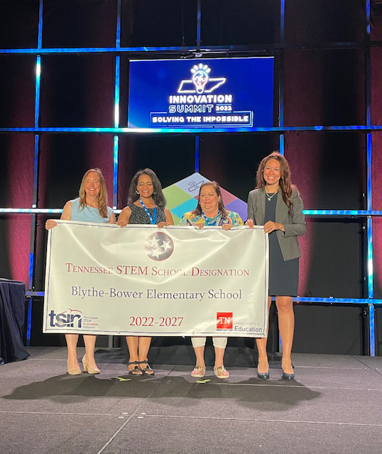 MIX 104.1 WCLE tweet media