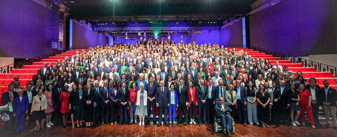NBrousse19's tweet photo. #Avecvous, pour vous, #Ensemble. Les 12 et 19 juin, donnons au Président @EmmanuelMacron une majorité pour faire avancer la France 🇫🇷 #Corrèze #Circo1902 https://t.co/jMSHQuWFj0