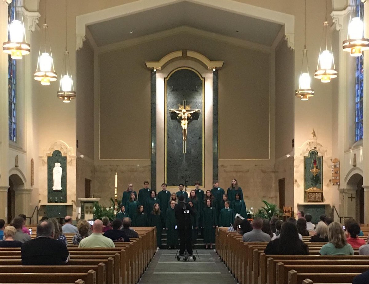 boylanchoir's tweet photo. Beautiful concert last night at the Cathedral of St Peter! What a way to end the year 💚🎶💛 https://t.co/O6hc4ge4QV