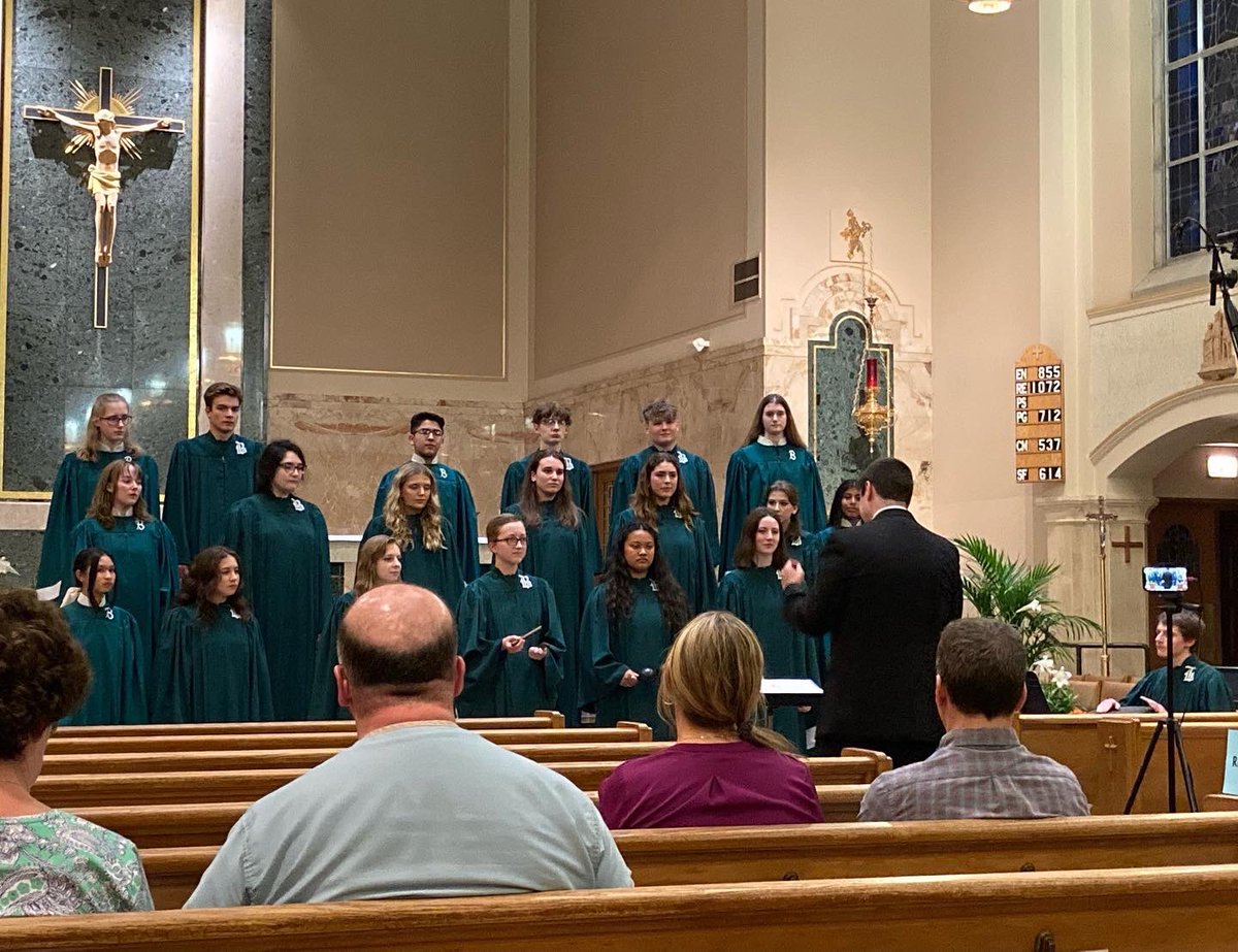 boylanchoir's tweet photo. Beautiful concert last night at the Cathedral of St Peter! What a way to end the year 💚🎶💛 https://t.co/O6hc4ge4QV