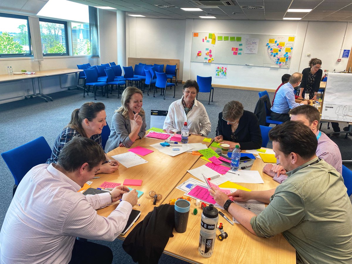 Prof_FiChambers's tweet photo. A wonderful chance for myself and ⁦@dr_briony⁩ to lead a bespoke two-day design thinking boot camp for ⁦@UniversityLeeds⁩ - the challenge focus was ‘designing a student-centred smart campus’

#innovation #empathy #prototype #studentvoice #LegoSeriousPlay #jellybeans https://t.co/zZnTByma92