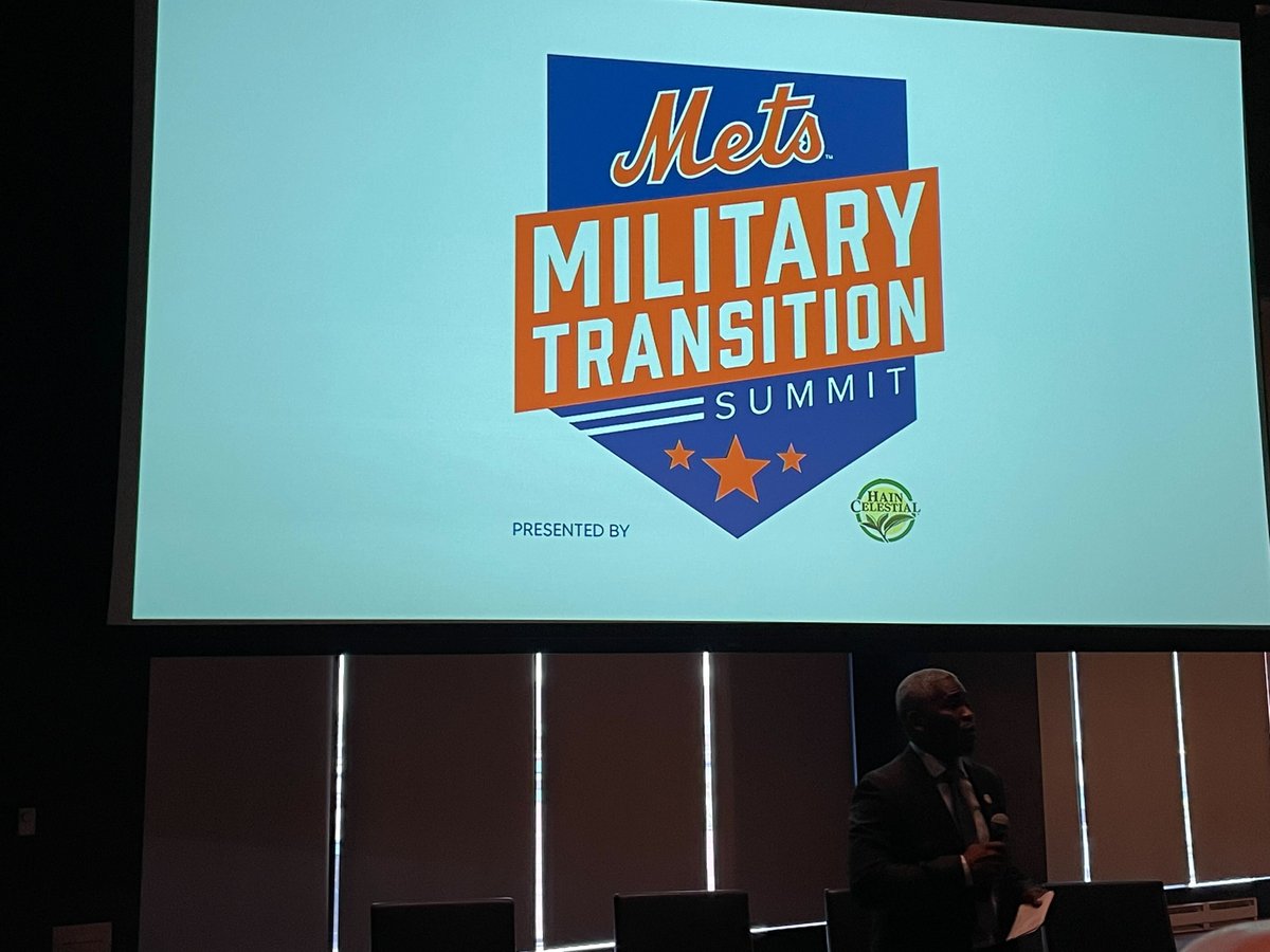 DoleFoundation's tweet photo. Over the weekend, we attended the @Mets #MilitaryTransitionSummit at @CitiField! Thank you to @MetsGM, @nycveterans, &amp; @JamesHendonNYC for including military #caregivers in this informative event for transitioning service members, military families, &amp; #hiddenheroes! https://t.co/L8mCDqT8KP
