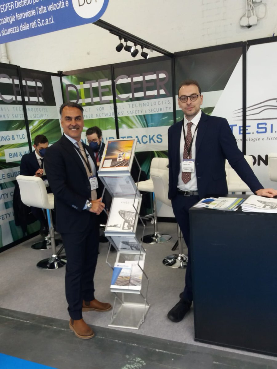 etsingegneria tweet media