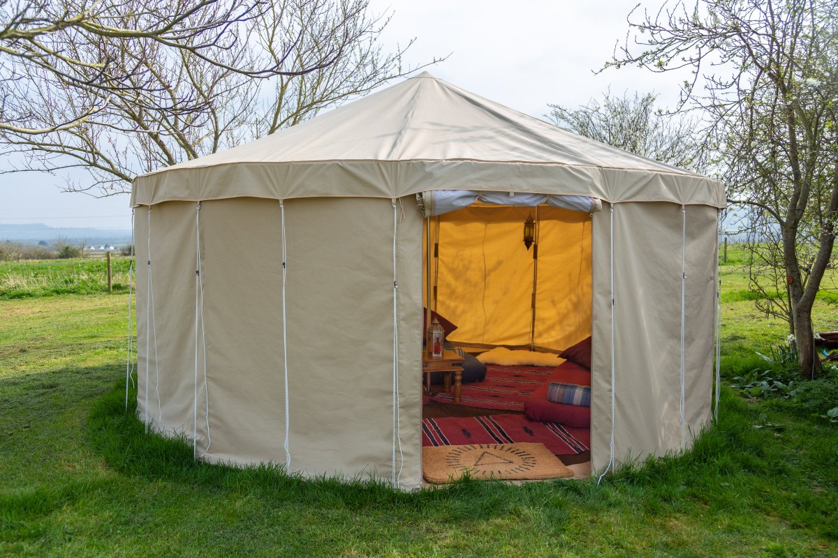 Beautiful Days (@bdsfestival) on Twitter photo We are delighted to be partnering with <a href="/hearthworks/">Hearthworks</a> to offer YURTS for hire at #BD2022 in two different campsites - Medium Yurts (4-6 people) in The Garden and Duo/Small Yurts (1-3 people) in Arena Camping.
More Info & Booking: hearthworks.co.uk/festivals/beau… We are delighted to be partnering with <a href="/hearthworks/">Hearthworks</a> to offer YURTS for hire at #BD2022 in two different campsites - Medium Yurts (4-6 people) in The Garden and Duo/Small Yurts (1-3 people) in Arena Camping.
More Info & Booking: hearthworks.co.uk/festivals/beau…