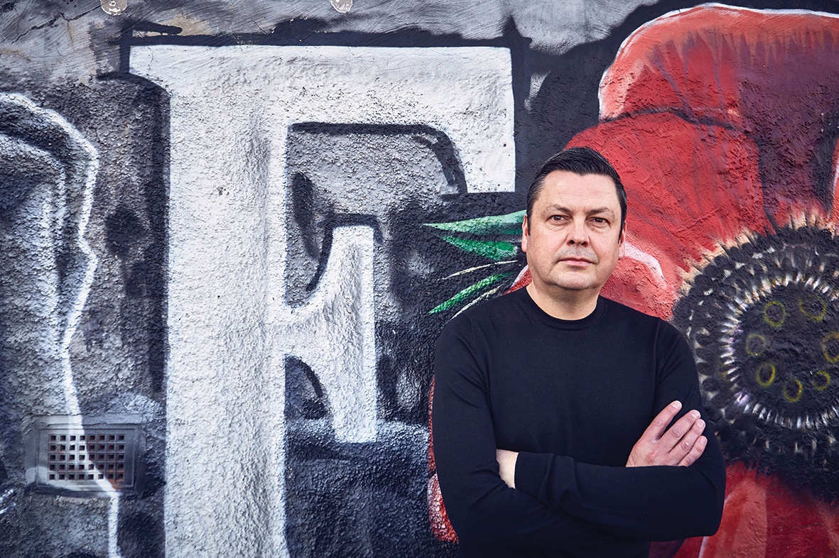 unLTDbusiness's tweet photo. Co-founder of @hellobackroom, Andrew Brown, explains the importance of the 'domino effect' in marketing - and how it helped their client @ChimoHoldings.

Read more: https://t.co/BqMeYluBbe https://t.co/GUa3julFSe