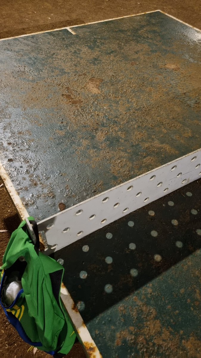 licuimec's tweet photo. Sr. Alcalde @jonathanplan9, será factible poder reparar mesa de ping pong del parque brasil. Es la única del sector. Gracias. #Antofagasta https://t.co/wuLCNEtvLE