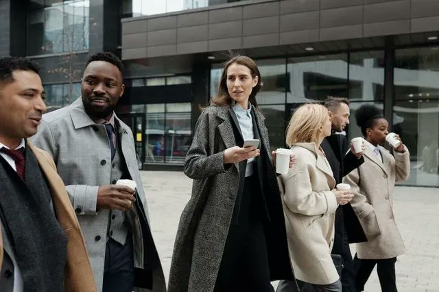 JessGoddesse's tweet photo. "Communication is at the heart of engagement, and listening is at the heart of communication."
Proven Ways to Improve #EmployeeEngagement ... https://t.co/GrQ34NRooI ... #Communications #ExecutiveComms #InternalComms https://t.co/dnIeozEaZZ