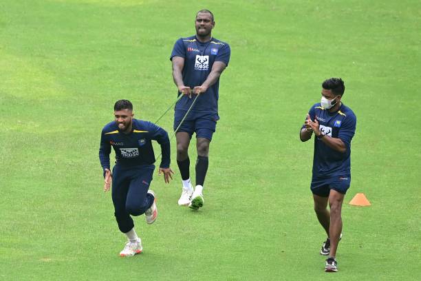 cricket_mirror7's tweet photo. Snapshots of Sri Lanka cricket team practice in Bangladesh

#BANvSL #Cricket #SriLanka https://t.co/3h3VPJ1DNl