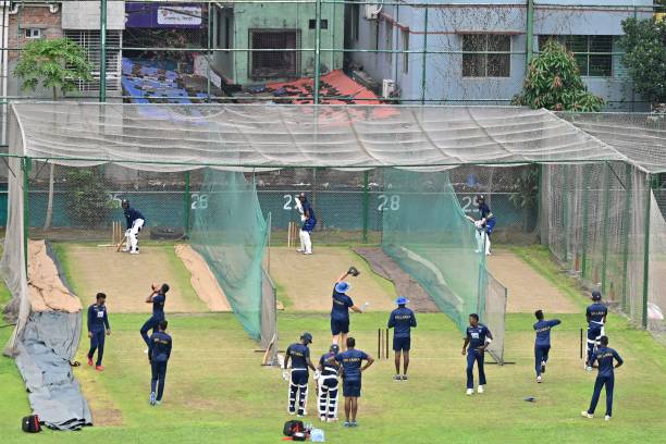 cricket_mirror7's tweet photo. Snapshots of Sri Lanka cricket team practice in Bangladesh

#BANvSL #Cricket #SriLanka https://t.co/3h3VPJ1DNl
