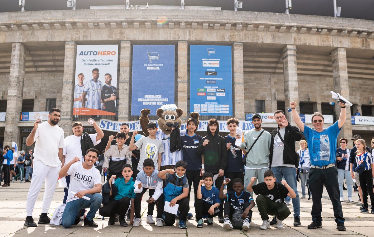 Bolle Spreeblau 💙🤍 1892% 🐻 tweet media