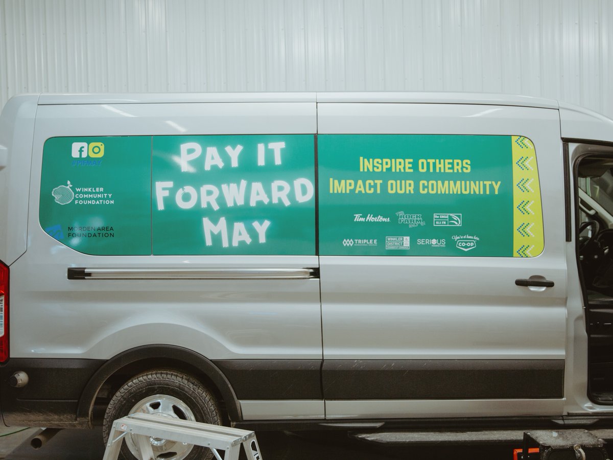 SteeltreeSigns's tweet photo. A few shots from applying this decal to the #pifmay van! How have you being paying it forward this month? https://t.co/qzUTtVR6Kf