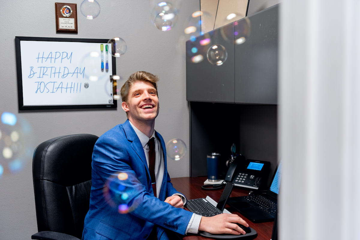 Robbins_IG's tweet photo. Help us wish Josiah a Happy Birthday!!!! 🥳 We're thankful to have him on our team! https://t.co/iTttUYJDqO