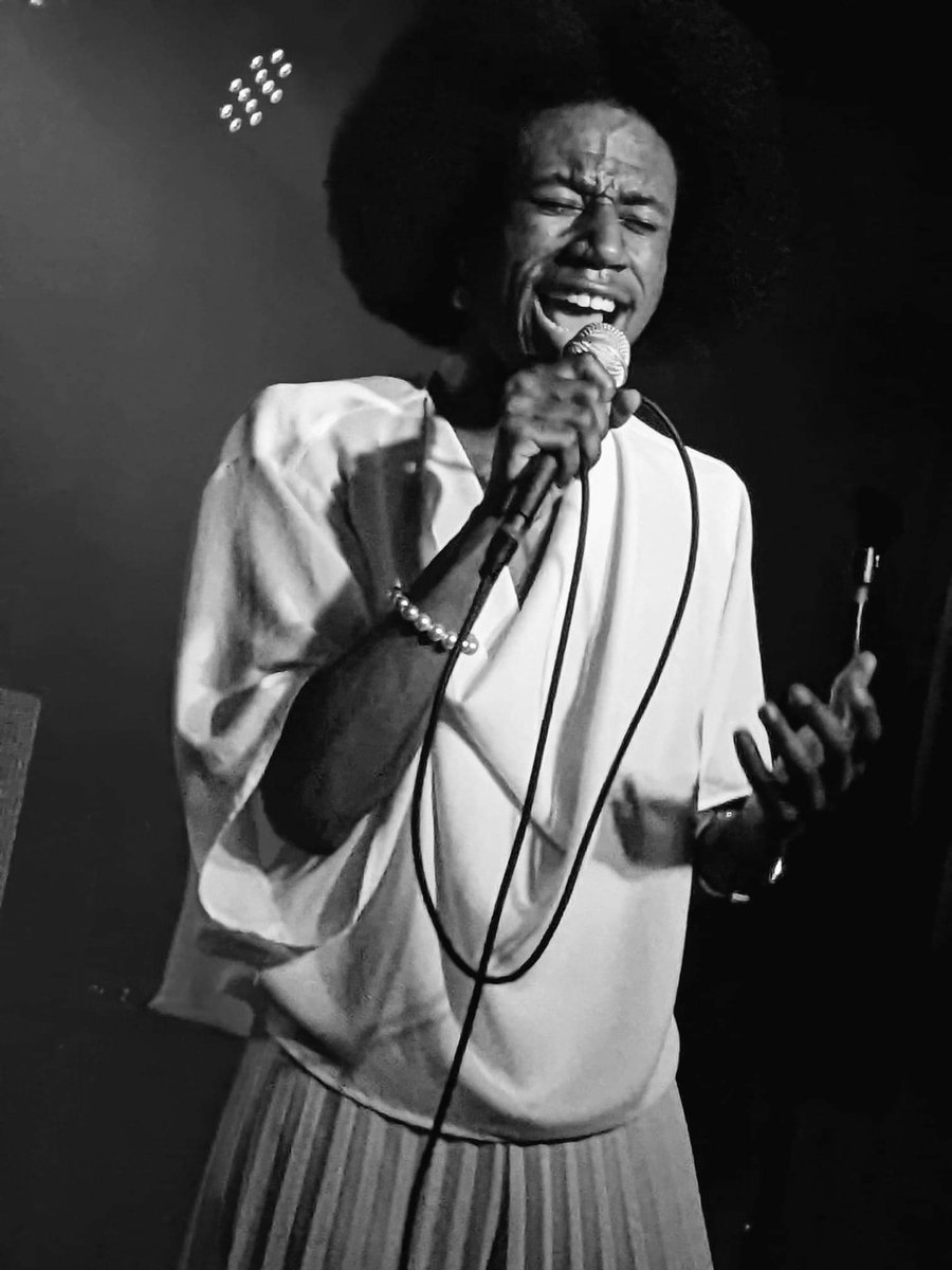 shaqhester's tweet photo. Exactly ONE Week ago,  I sang as if I was on the same shelf of vinyl records as Teddy &amp; Minnie Riperton
and Michael Beckett-Fedarko played as if him and Donny were related!  The QUIET STORM show was a lived dream!  S/O @arlenesgrocery and @tatatati!

Photo by Peter McIntosh https://t.co/HrrQt89fYv