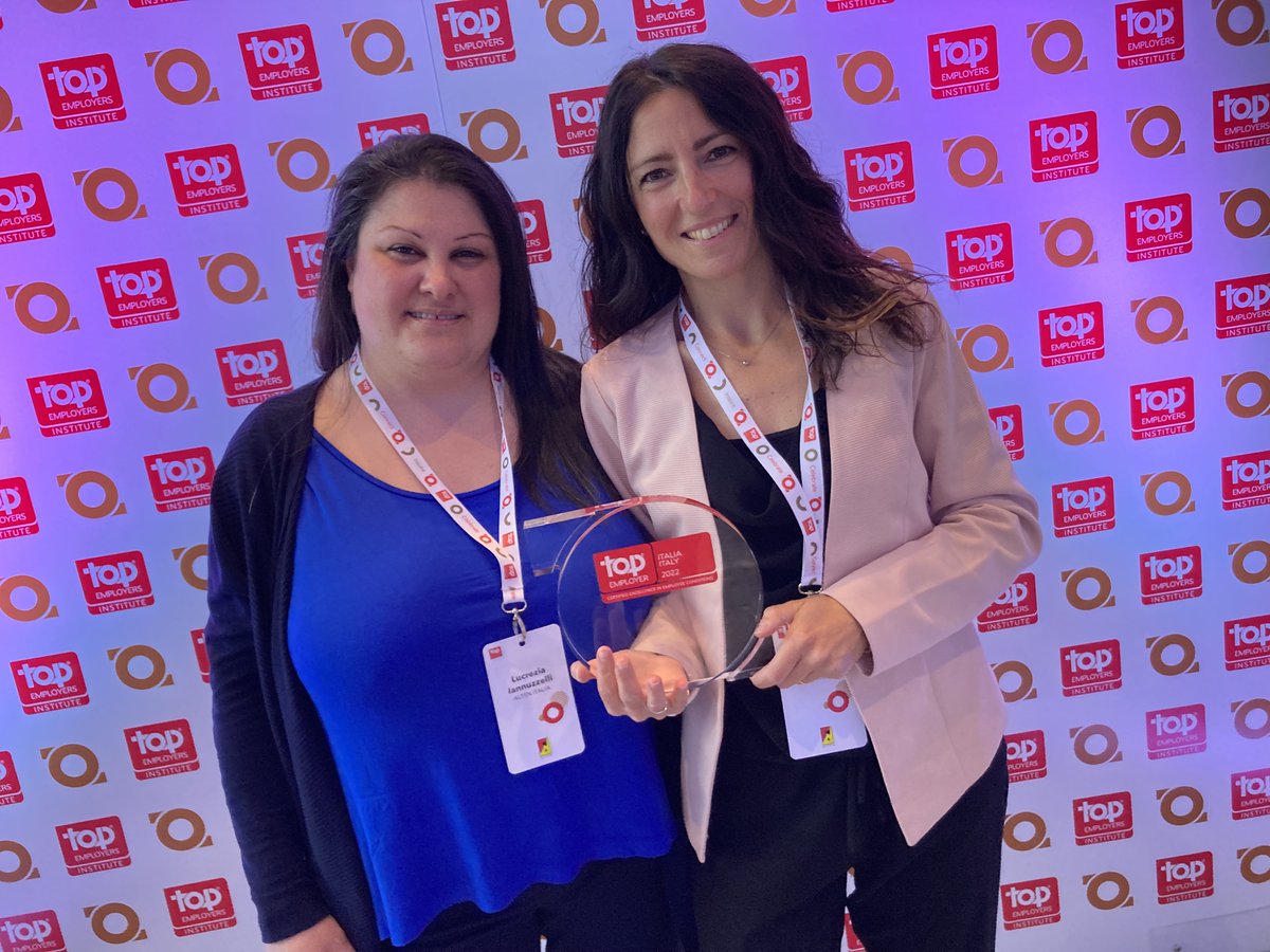 altenitalia's tweet photo. Siamo felici di aver preso parte alla cerimonia di premiazione organizzata da Top Employers Institute e di aver incontrato tante aziende che, come noi, si impegnano a migliorare l'ambiente di lavoro attraverso lo sviluppo di politiche e pratiche HR. 
 
 ➡️ https://t.co/OsINx8IxrM https://t.co/iOM3wZU9ye