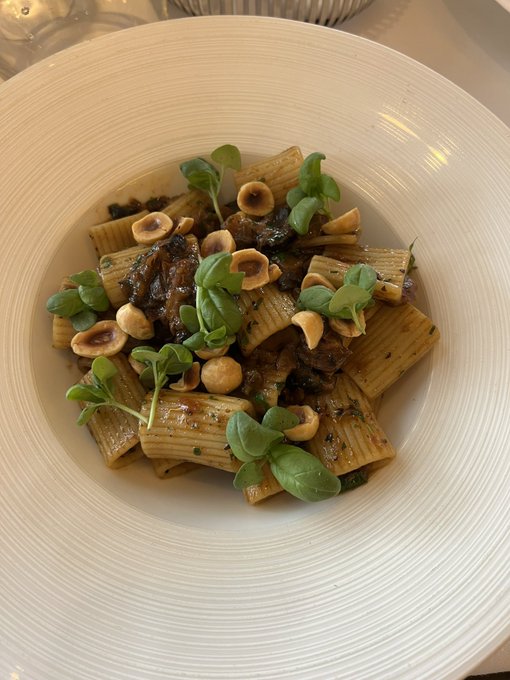 Had a lovely vegan lunch at @lepontdelatour today xxx https://t.co/zrDP0bvvI8<a class="tags" target="_blank" title="On Twitter" href="/?out=eyJ0eXAiOiJKV1QiLCJhbGciOiJIUzUxMiJ9.eyJpYXQiOjE3MTk2MTg5MjgsImlzcyI6InR3cG9ybnN0YXJzLmNvbSIsIm5iZiI6MTcxOTYxODkyOCwiZXhwIjoxNzUxMTU0OTI4LCJyZWRpcmVjdF91cmwiOiJodHRwczovL3R3aXR0ZXIuY29tL2xlcG9udGRlbGF0b3VyIn0.sjSp-76ajT7Z7NDQeZgH8p16L1tcvwLX5Y10q95tgEZzs-43v4wSoahB-1Ah7PJn5mA5kxJ61kWdmLlHDts-pg">@lepontdelatour</a><a href="/tag/exclusive"class="tags"><span>#exclusive</span></a>