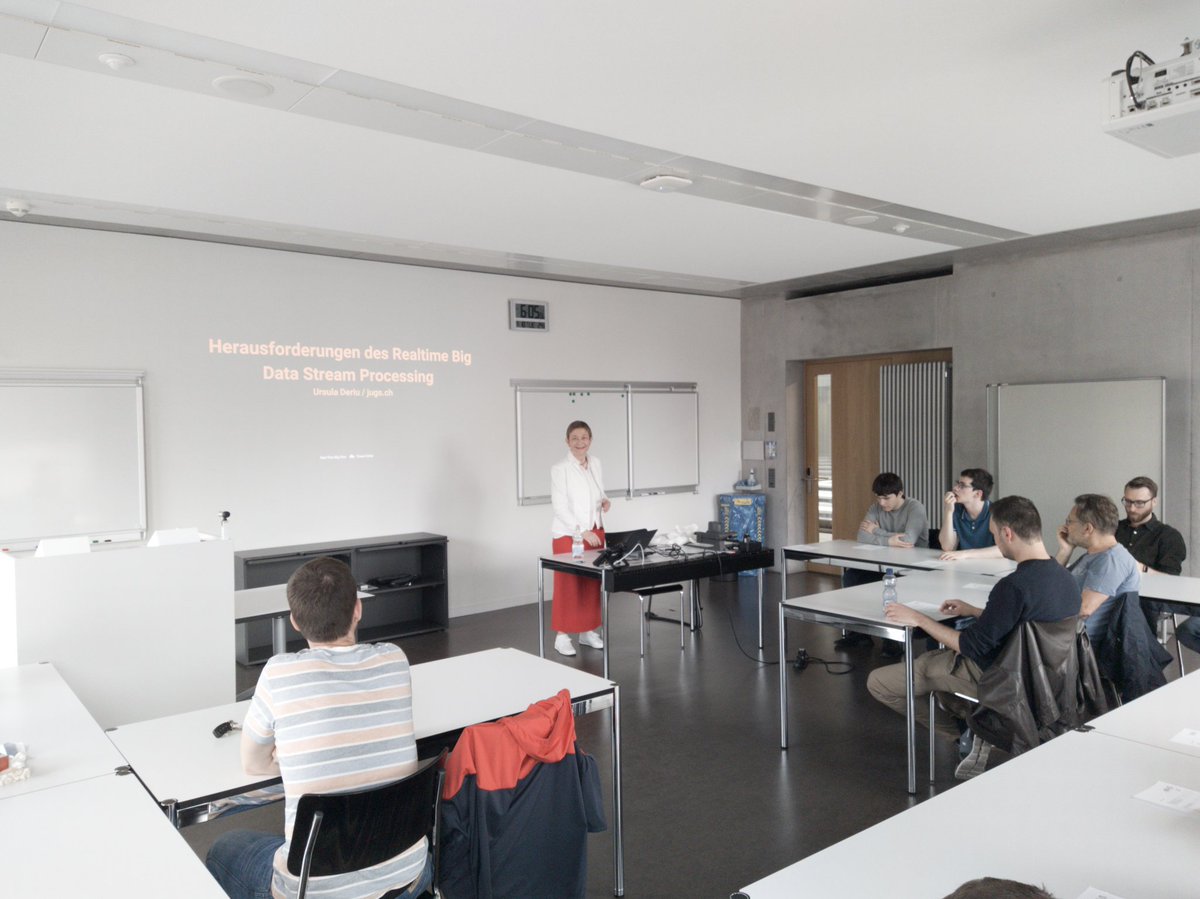 jugch's tweet photo. Todays talk at @jugch in St. Gallen by @UrsulaDeriu about High-performance Realtime Big Data Steams. Full house yay! https://t.co/V5BuHN1X7L
