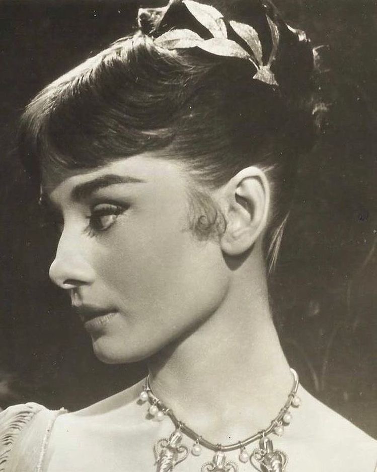 eliesaaabs's tweet photo. Audrey Hepburn https://t.co/6rY6ViiXAi